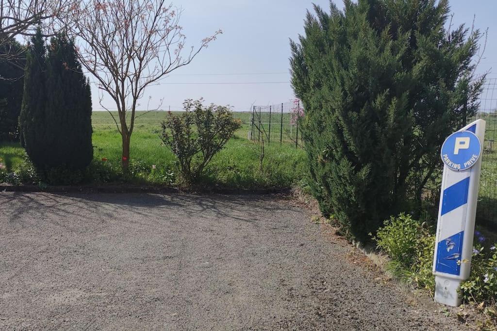Gîte la Metairie, au calme à la campagne Saint-Seurin-de-Palenne Exterior foto